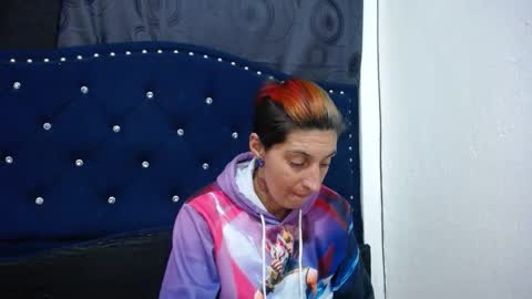 Snapshot of anyu_1306 chatting on 01/09/25, 06:38 anyu online show from 01/09/25, 06:38