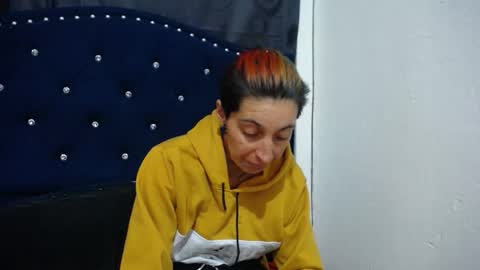 Snapshot of anyu_1306 chatting on 01/10/25, 05:58 anyu online show from 01/10/25, 05:58