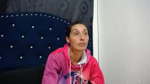 Snapshot of anyu_1306 chatting on 01/12/25, 05:13 anyu online show from 01/12/25, 05:13