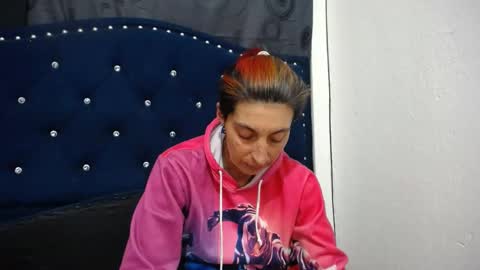 Snapshot of anyu_1306 chatting on 01/12/25, 08:14 anyu online show from 01/12/25, 08:14