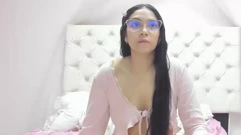 Snapshot of aome_rainbow2 chatting on 02/02/26, 12:09 Aome Rainbow online show from 02/02/26, 12:09