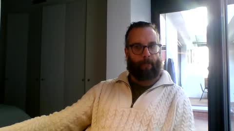 apc_3 online show from 11/25/25, 02:06