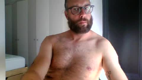 apc_3 online show from 06/18/26, 09:14