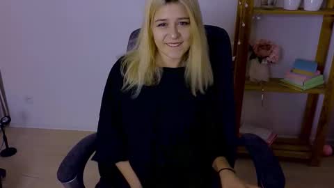 ApheliaStar online show from 11/16/25, 02:44