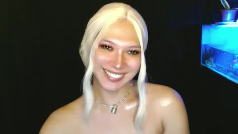 Snapshot of aphr0dite_x chatting on 01/02/25, 04:35 Roman Goddess online show from 01/02/25, 04:35