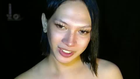 Snapshot of aphr0dite_x chatting on 01/12/25, 05:33 Roman Goddess online show from 01/12/25, 05:33