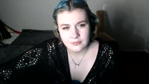 Snapshot of aphrodite_2005 chatting on 07/02/26, 10:27 Aphrodite online show from 07/02/26, 10:27