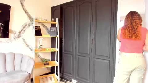 aphrodite online show from 03/23/26, 09:41