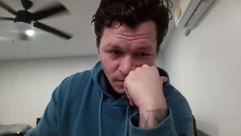 apocalypse_cream online show from 02/21/26, 06:20