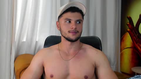 Snapshot of apolo_klein1 chatting on 02/23/25, 08:33 Apolo online show from 02/23/25, 08:33