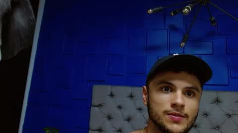 Snapshot of apolo_klein1 chatting on 03/03/25, 02:59 Apolo online show from 03/03/25, 02:59