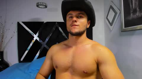 Snapshot of apolo_klein1 chatting on 09/17/25, 08:16 Apolo online show from 09/17/25, 08:16