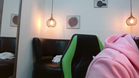 Apolo online show from 04/22/26, 12:13