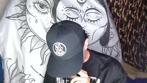 Andres online show from 01/05/25, 04:04