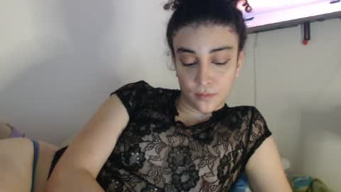 Snapshot of apolosbitch chatting on 06/20/26, 10:56 Nix online show from 06/20/26, 10:56