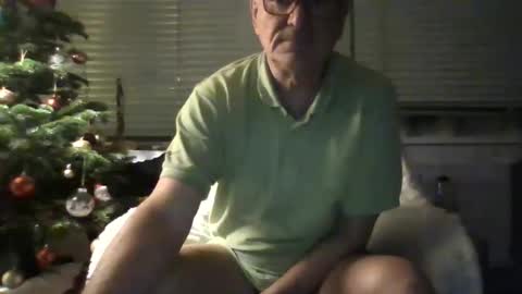 Snapshot of apony58 chatting on 12/31/24, 08:34 Adam online show from 12/31/24, 08:34