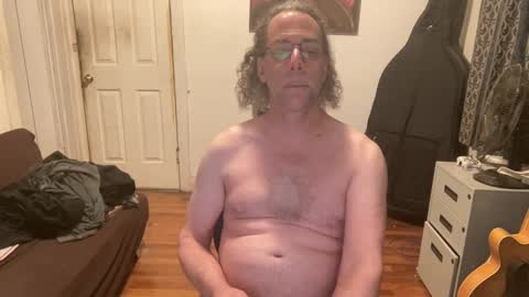 Snapshot of apostrphy chatting on 02/18/25, 12:37 Apostrphy online show from 02/18/25, 12:37