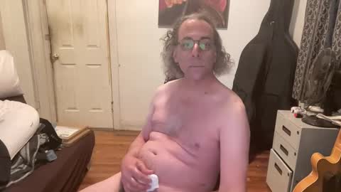 Snapshot of apostrphy chatting on 03/07/25, 09:59 Apostrphy online show from 03/07/25, 09:59