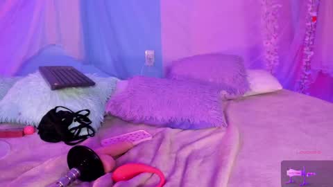 Lily online show from 04/16/26, 09:39