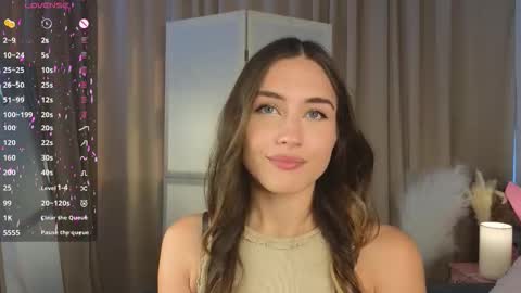 Vicki online show from 09/12/25, 09:09