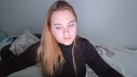 appleyummybuns online show from 06/17/26, 10:50