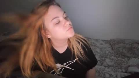 appleyummybuns online show from 07/02/26, 08:53