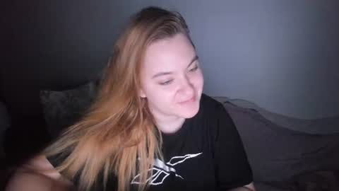 appleyummybuns online show from 07/12/26, 12:12