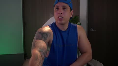 Snapshot of appolo_allen chatting on 12/19/24, 12:45 insta appolo master online show from 12/19/24, 12:45