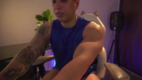 Snapshot of appolo_allen chatting on 03/03/25, 02:58 insta appolo master online show from 03/03/25, 02:58