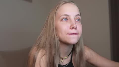  REYNA  my friend   online show from 11/18/25, 04:33