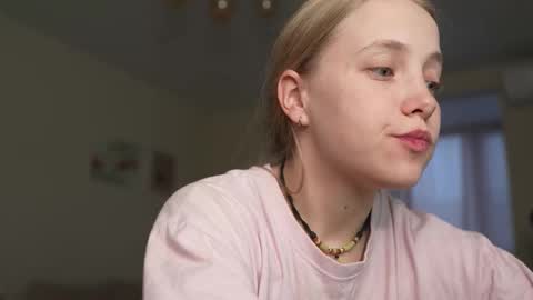  REYNA  my friend   online show from 11/30/25, 07:01