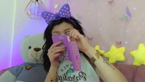   online show from 11/27/25, 01:02