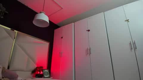 April online show from 11/20/25, 11:10