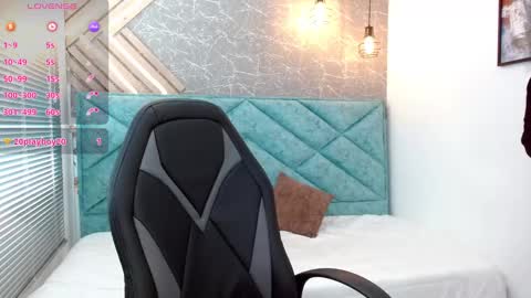  April  online show from 02/12/25, 06:30