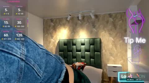  April  online show from 12/01/25, 12:54