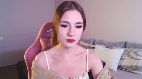 Snapshot of april_felicity chatting on 02/21/25, 10:37 April online show from 02/21/25, 10:37