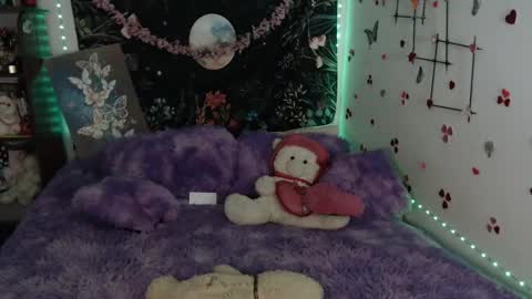 april_l6 online show from 02/18/25, 01:55