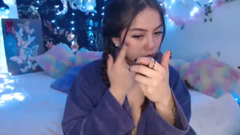 april_l6 online show from 03/10/26, 11:21