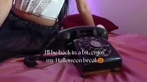 A P R I L online show from 10/15/25, 12:05