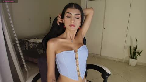 Scarlett Independent Model  online show from 04/21/26, 01:42