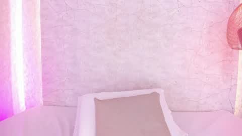 Snapshot of aprilalen chatting on 05/24/26, 12:32 April online show from 05/24/26, 12:32