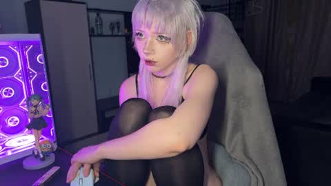 april online show from 07/22/26, 08:44