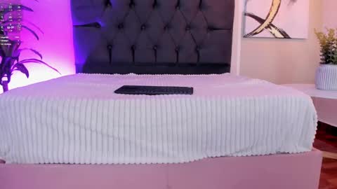 Cris online show from 01/23/25, 02:50