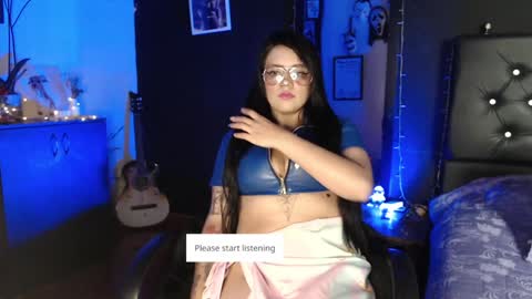 Snapshot of aprildol chatting on 01/21/25, 10:19 lucy online show from 01/21/25, 10:19