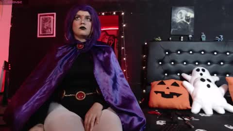 Snapshot of aprildol chatting on 10/24/25, 04:42 lucy online show from 10/24/25, 04:42