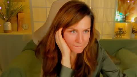 aprill_o_nill online show from 12/17/24, 04:32