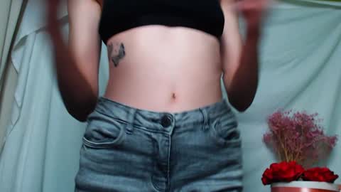 Aprill online show from 01/04/25, 03:17