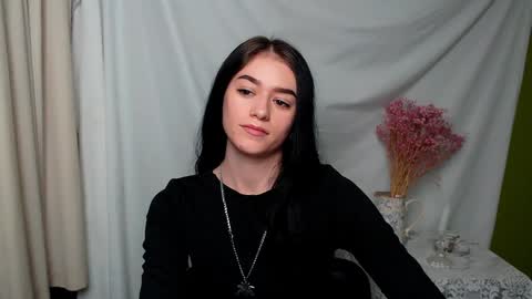 Aprill online show from 01/06/25, 01:52