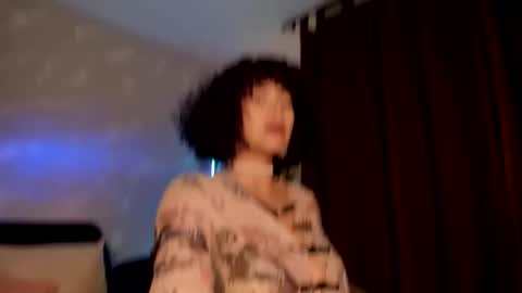 April Muse online show from 05/25/26, 01:11