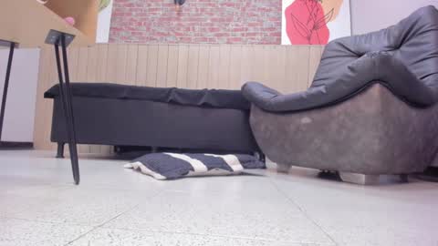 Snapshot of aprilricci chatting on 02/02/25, 12:40 aprilricci online show from 02/02/25, 12:40